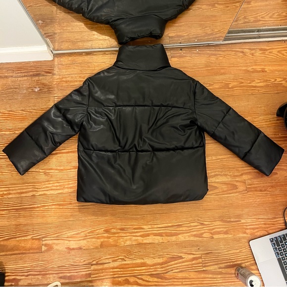 Jacket - Picture 4 of 5